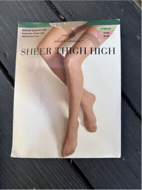 New East 5th Sheer Caress Sheer Thigh High Average Size Suntan Pantyhose